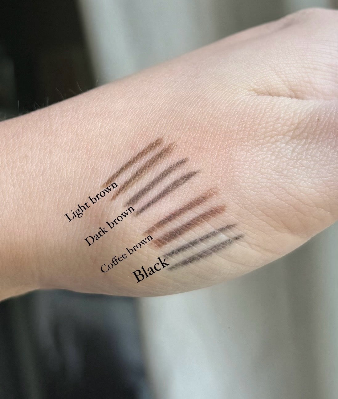 Defining brow pencil