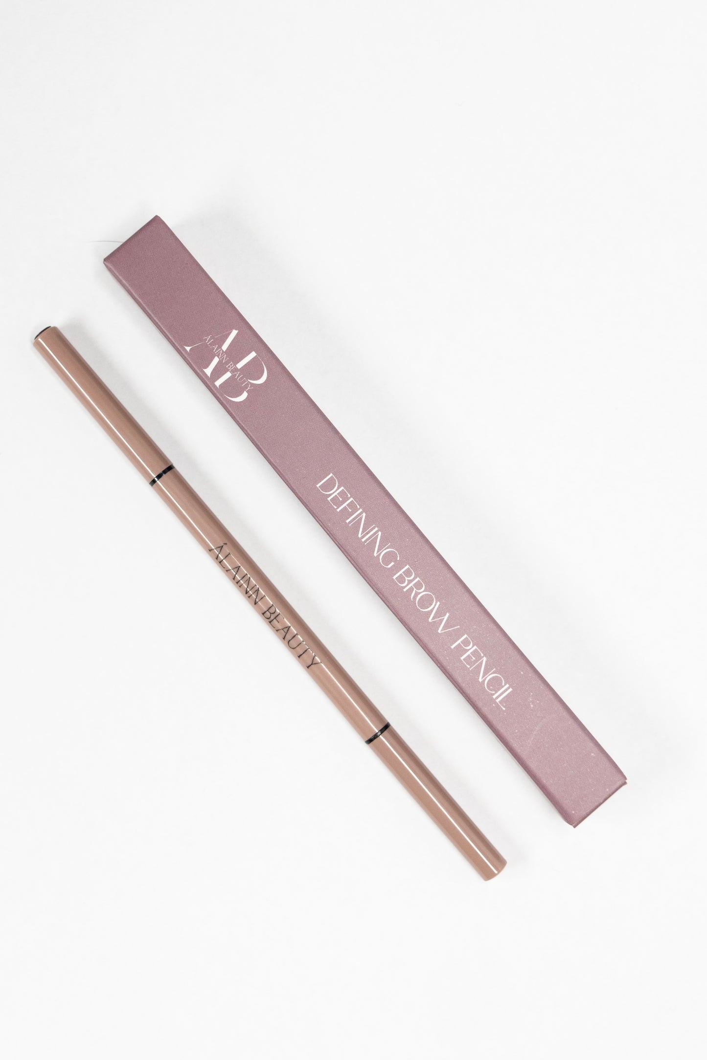 Defining brow pencil