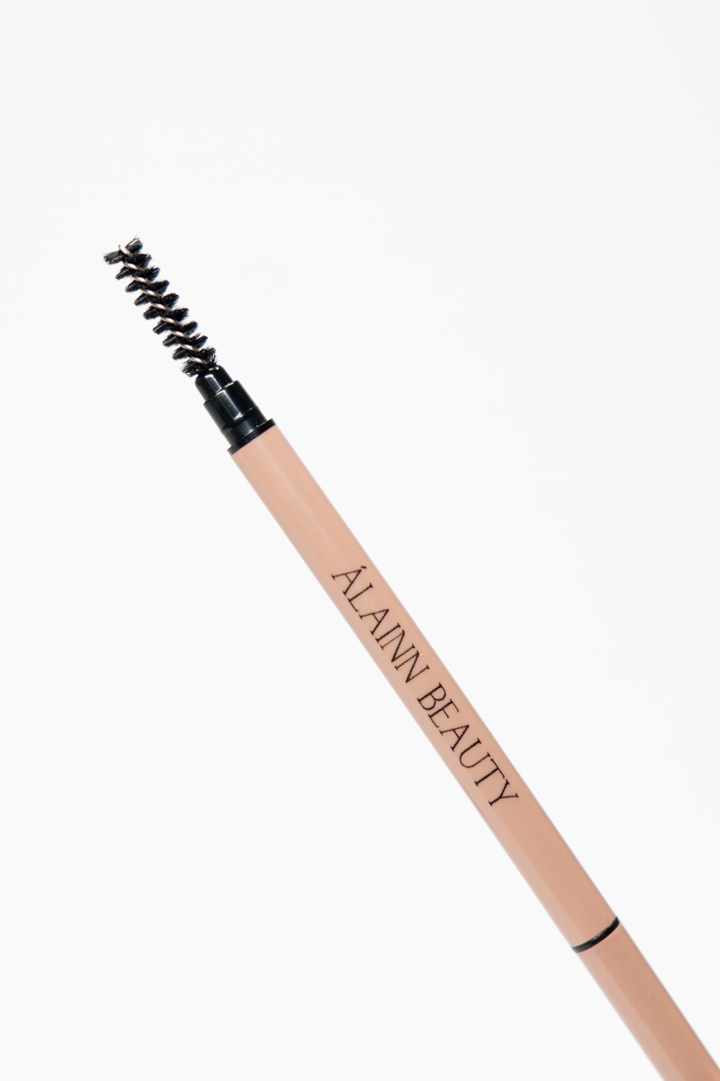 Defining brow pencil